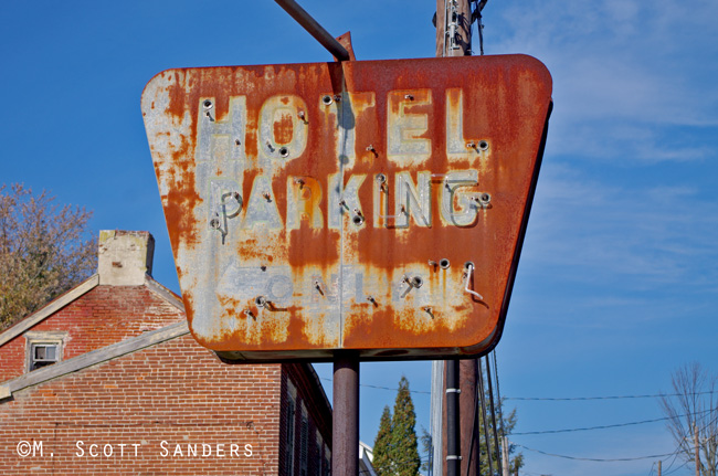 Hotel Parking, Orefield, PA