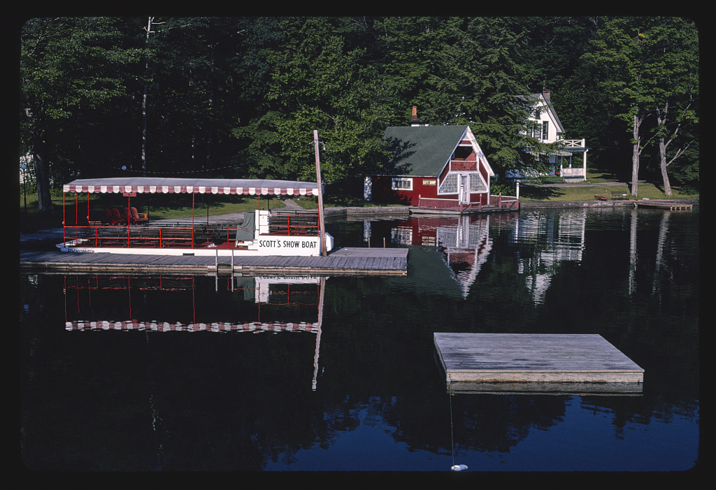 Scott's Show Boat, John Margolies