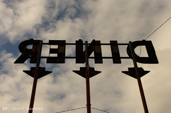 Red Oak Diner Sign, Binghamton, NY